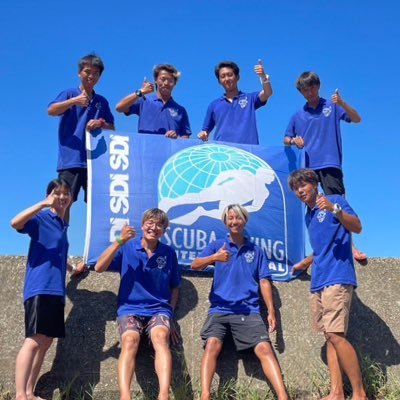 関西最大のダイビング学生連盟のDIB 【Dive InBlue】 龍谷大学支部OceanMuseです‼️瀬田キャンパス、深草キャンパスのどちらのメンバーも所属しています🤙🏻🌺このサークルには関西 45大学60キャンパスに500人の学生が所属しています!質問などはDMまで!メイン垢→@dib_scubadiving