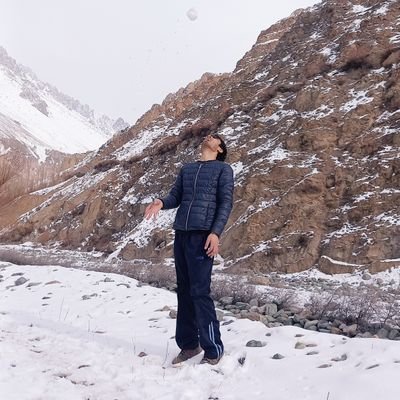BtwNizaar's profile picture. Tweeting my thoughts out. You may have your own opinion and I might not always need to know it.