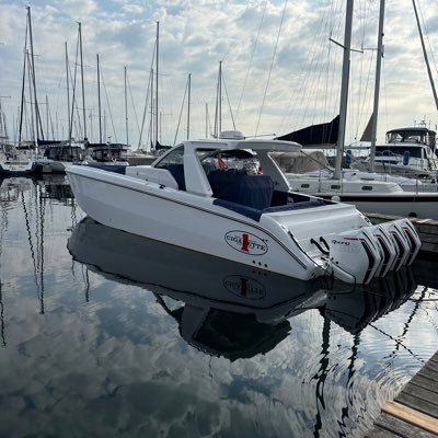 We are an Ontario based full service marine sales and service company. We Buy/Sell and transport and provide 24hr marine emergency response & #fulltimehockeydad