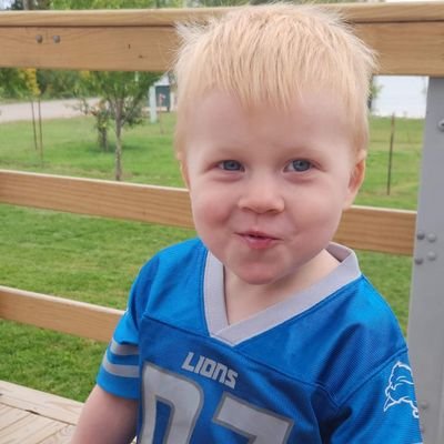 TheJoshRouse's profile picture. That was my nickname is high school....

#arcticcat #the906 #yooper #sleds #onepride #LGRW  #guitars