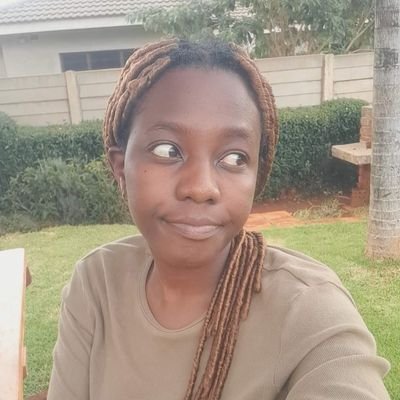 TarieyT_'s profile picture. |music.laughter.positivity.movies.goals| Let's build connections. it's a small 🌎