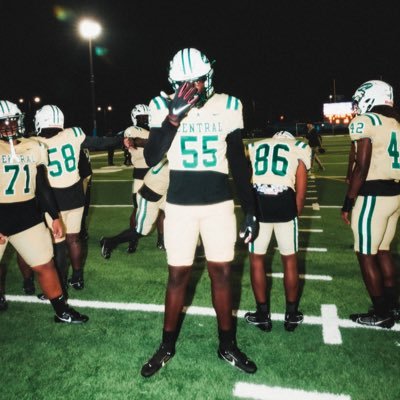 Miami Central- OT/OG 6’6 265 2.9 gpa email:jjthatboy835@gmail.com class of 25