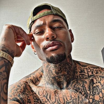 viewzspreto's profile picture. ♱       ̱͞        ִ       㡜      𝐋 ' 𝖴𝖷𝖴𝖱𝖸  🇮🇹