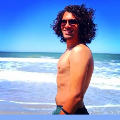 wotto_b's profile picture. Injustiça basta... Chega d pessoas tóxicas q acham melhores q outras pelo q tem ou pelo q sabem, ñ tolero mais isso então seja MENOS, tenha EMPATIA...