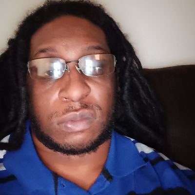 ValandisRo13388's profile picture. 