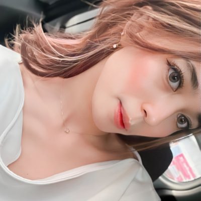 saskyabela's profile picture. hidup kalo ga cape ya cape banget