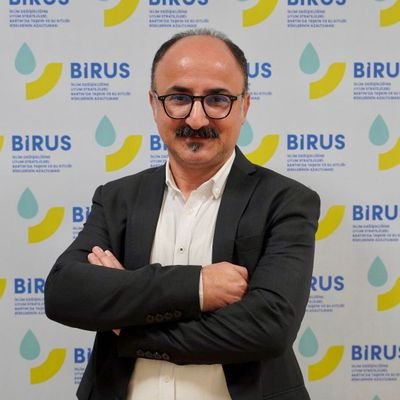 Peyzaj Mimarı/
TED Karabük Koleji+ Çukurova Üni. mezunu. Oya Artar ile evli - @baruedutr Öğr.Uyesi /Bisiklete biniyor @pedaldaslar /TA2KNA/
@pmdernek YK Üyesi