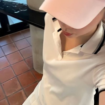 alisareal033's profile picture. I like learning new anything