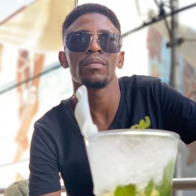 No caption. what you see in you is what you see in me.