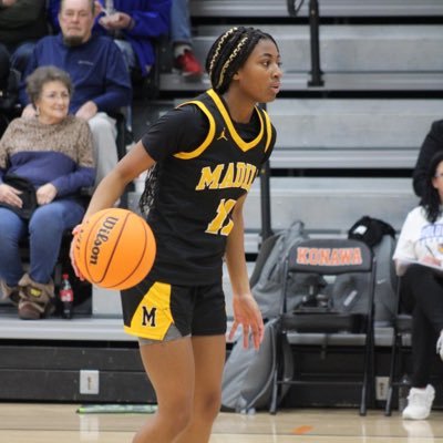 Madill high school |Team Trae Young 16U 3SGB | @teamtraeyoungwb eryannarollerson@gmail.com. -5’7, shooting guard , c’o 2026 | inquiries @coach_mathurin