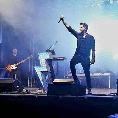 musevkillers's profile picture. We are SIMULATION MUSE and THE RUNAWAY KILLERS... Two of the top tributes in the UK 🤘🏼
Paying homage to the biggest bands of our generation! ⚡️