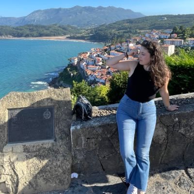 mariacarmonaa02's profile picture. 🍀