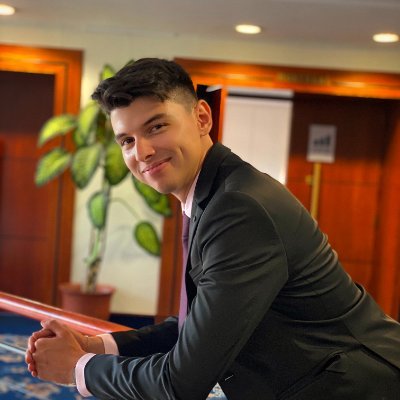 popescuvlad9816's profile picture. Med School