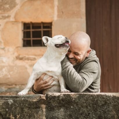 Biòleg-activista #AnimalLaw. Director de la @fundaciofauna. No tolero ni la hipocresia ni les injustícies. Llop pels amics i vegà pels animals #freedom #empatia