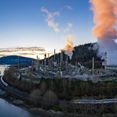 The Burnaby Refinery has been a proud and integral member of the Burnaby community since 1935.  It was acquired by Parkland in 2017. Not monitored 24/7