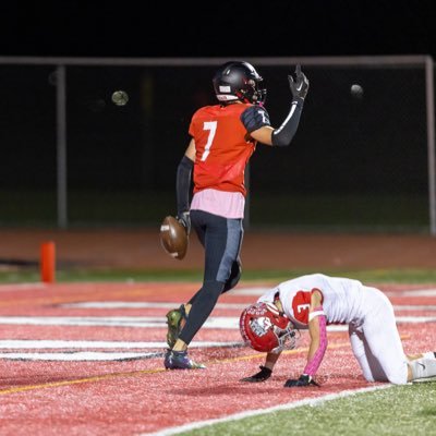 2025 WR/DB Captain• Alexandria, MN • 6’3”•185lbs| #5 DB in MN| GPA: 3.8 |320-760-3835| Track- 21”3 LJ state qualifier✈️