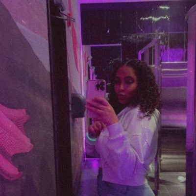 MXYAXO67_'s profile picture. pretty lil lightskin 💋