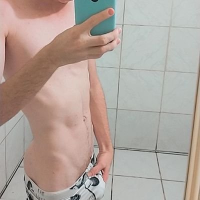 gay versátil 🔥
estamos aqui pra curtir hehe 👉👈
vão lá no meu privacy safadinhos 😈