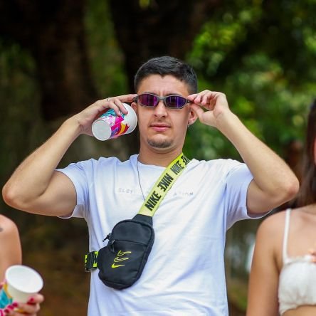 Cachaceiro e jogador de COD
- https://t.co/dQnDGzYH1B