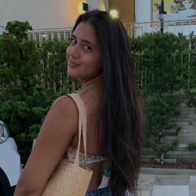 larilorrannyy's profile picture. calor do momento  🪬