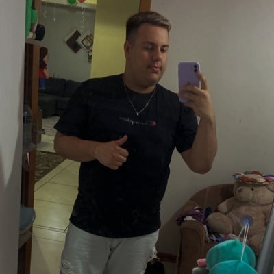 23 Anos