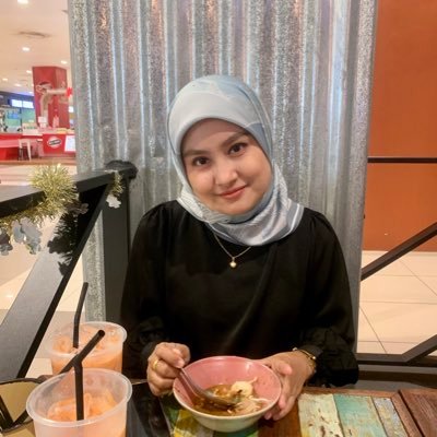 withloveiu_'s profile picture. “Wa Ufawwidu amri ilallah, innallaha basirun bil-‘ibad” Ku serahkan segala urusanku, hanya kepada-Mu.