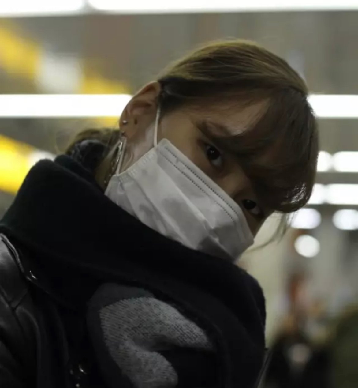 HalleDay18523's profile picture. 26歳既婚旦那はいるけどもう2年以上セックスしてません…見た目は悪くないと思うんですけど、会ってくれる人いませんか？今は仕事の他に投資もやってるからお金と時間はあるよこんな私とママ活したい方はDMで連絡下さい♡