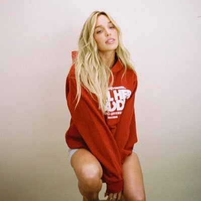 fathercoopr's profile picture. not @/alexandracooper