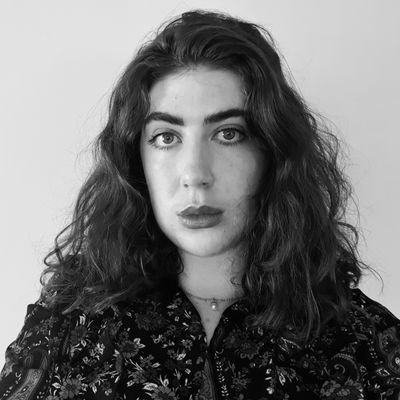 ellasomers_'s profile picture. biz reporter