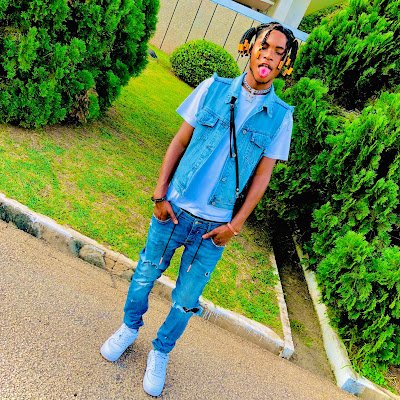 Musician🎙 *Afro *Drill *Hip Hop Bookings ☎️+233597052921 youngperry023911@gmail.com https://t.co/iOdDMcz3Lw
