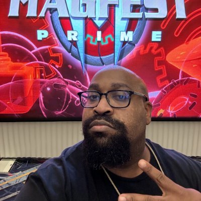 Humble Twitch Affiliate streamer with dreams of grandeur! You can find me raging on FPS's, on fighting games throwing HANDS, or jammin to music games!!!!