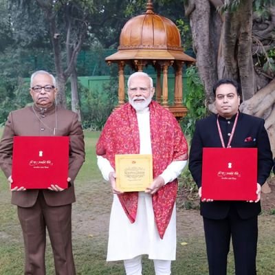 Satyanveshi01's profile picture. Tech enthusiast, Dire hard Optimist, Seeker of Inner Truth, Instrument of Divine