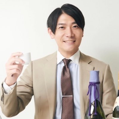 日台で観光メディアの会社を経営(100%株主)、社員は日台中港泰さまざま。台湾で登録者35万人YouTuber&歌手。日本でラジオ「メイリー!台湾」(毎週日曜11:30~)パーソナリティ、渋谷区代々木「小料理よし田」店主。中検準1級/HSK6級、国際唎酒師(中国語)、防衛大(中退)→慶應(経済)→朝日放送(営業)→創業