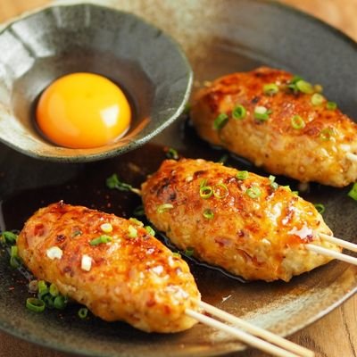 しがない中年サラリーマン。
自分と向き合うことを避けだらだらと生きてきた結果生きる意味を見失っています。今までの生活を改めて日々の生活の中で気付いたことを呟きます。