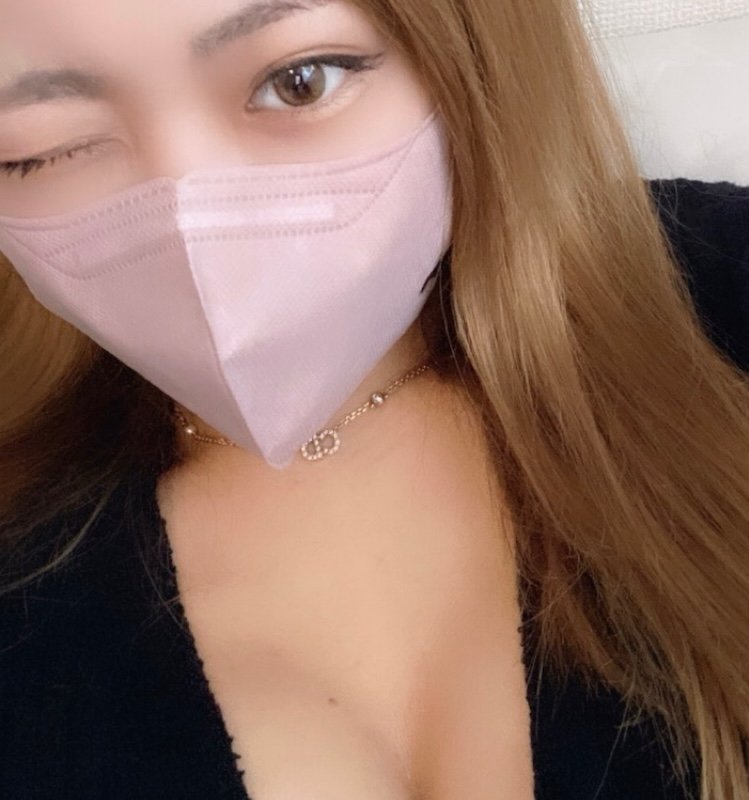 29歳のママ活アカウント/ちゃんと選んでるから時間かかっちゃうかも、ごめんね/一緒にご飯行ったり、お買い物したりしてくれた人にはお小遣いあげます。こんな私とママ活したい方はDMで連絡下さい♡
