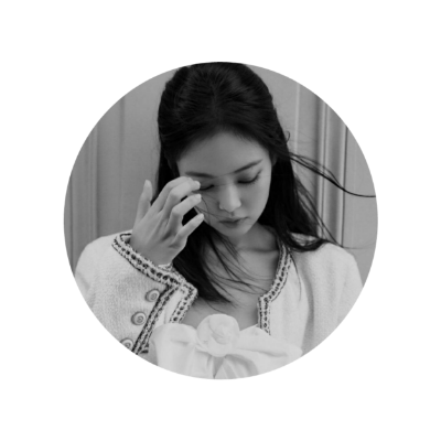 ★ ﹆ׂׂ ˖ Jennie, her fate to sway her body all of the firmament. Her existence luminous the sphere. (1996) 彡