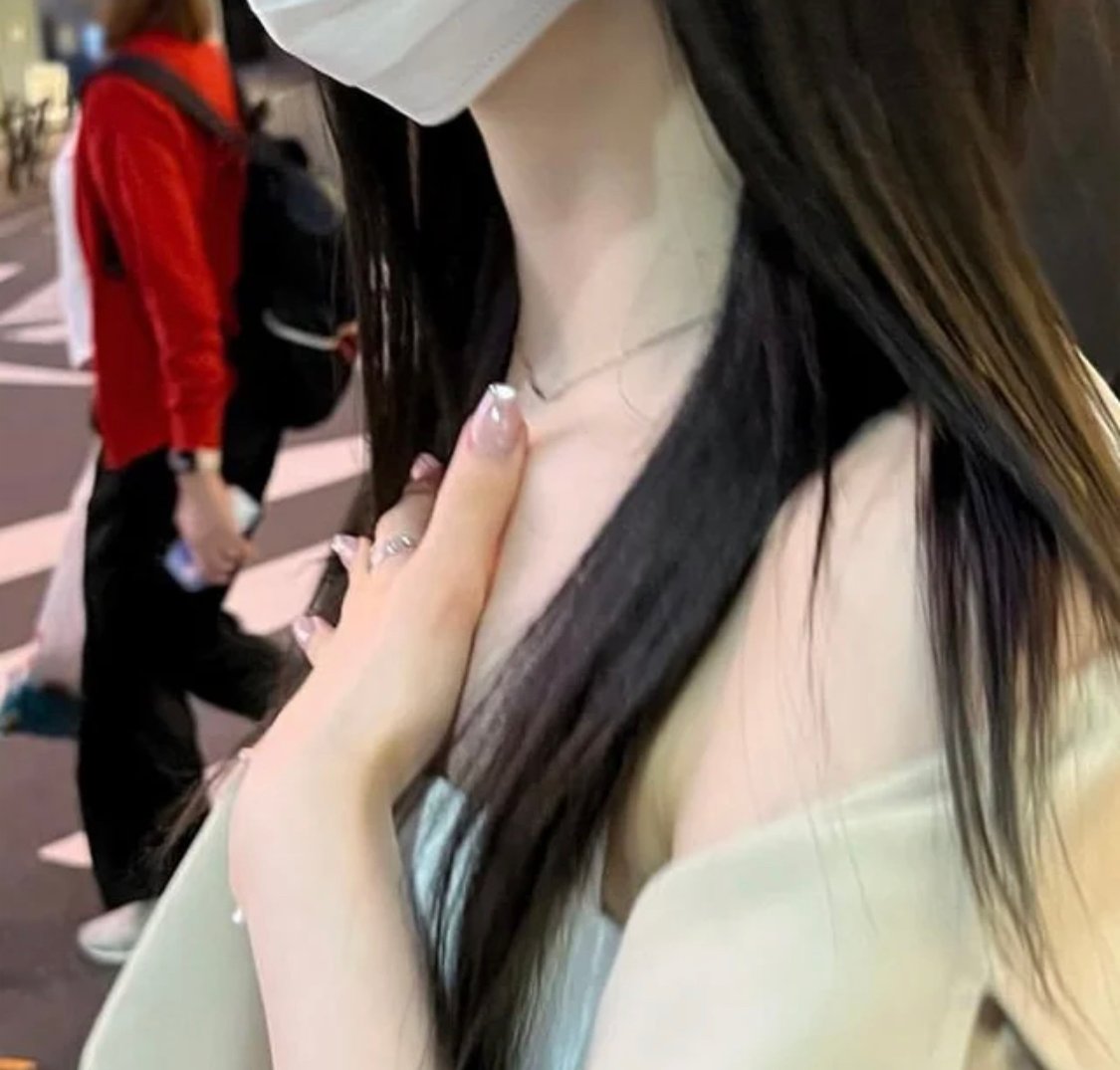GavynSnyde56357's profile picture. 30歳既婚旦那はいるけどもう2年以上セックスしてません…見た目は悪くないと思うんですけど、会ってくれる人いませんか？今は仕事の他に投資もやってるからお金と時間はあるよフォローしてくれたらうれしいなぁ🥺