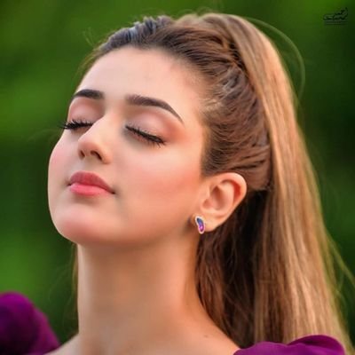 My name is Asiya and I am from Pakistan، i love America and I'm so glad to here ،