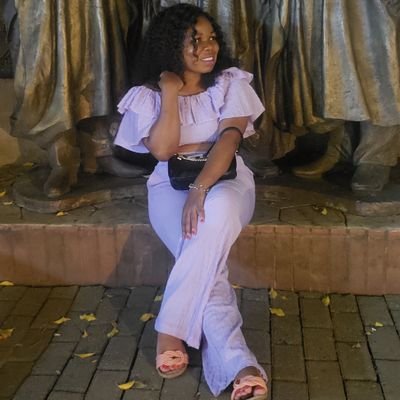 Sales Analyst, Product Manager , Unapologetic realist , Comedy fanatic, lifestyle Junkie