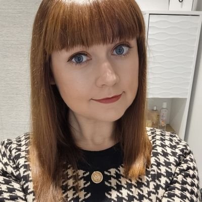 (She/her) Comms & Engagement Manager @BlueTriangleHA. 
Trustee @BTS_Scotland. Writer & Event Planner. 🏴󠁧󠁢󠁳󠁣󠁴󠁿🇪🇺🏳️‍🌈