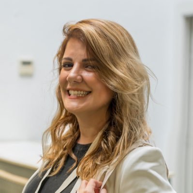 Directiva @ccargenesp. CEO en Root CleanTech. Directiva Wavext Technologies. Relaciones Internacionales y conectora. Sostenibilidad, ESG e Innovación.
