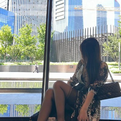 bunny7454's profile picture. Moon