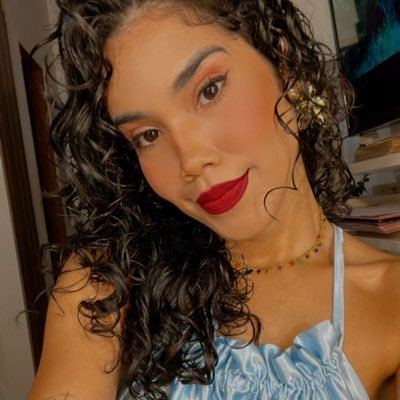 Cristã | Fisioterapeuta | Mãe da Bianca ❤