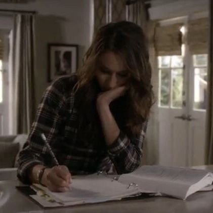 a única luta que se perde é aquela que se abandona. #studytwt