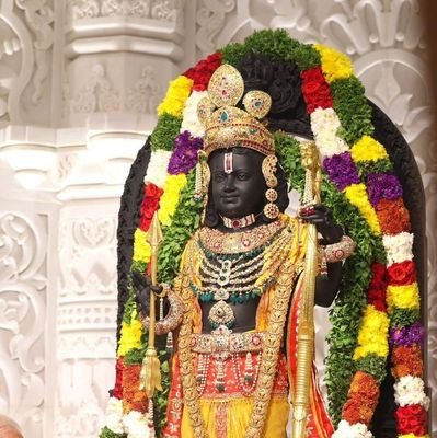 Vignesh_1528's profile picture. யாதும் ஊரே யாவரும் கேளிர்!! தீதும் நன்றும் பிறர் தர வாரா!!
