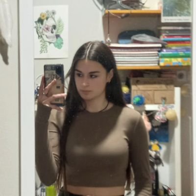 mariaaldosa's profile picture. 《🦖🪁》
Un abrazo en el pulmón 🫂