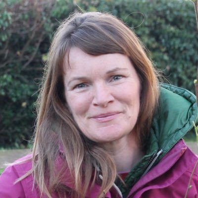 Award winning gardener, author & writer | #growyourown expert for @The_RHS, @GWmag, @TheAGTeam, @BBCGWLive & @BBCEssex | #TalkingHeads podcaster |