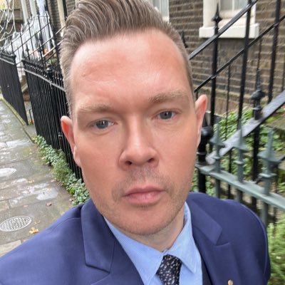 Ex Co-founder of @talkertailor. Founder of Proper Gander Ltd and currently represent Rebecca Loos. East london inhabitant. 🏳️🌈