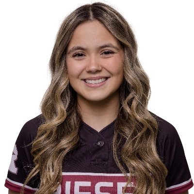 Riesel High School 2026 | GPA 3.916
Softball - 2nd base/OF | Volleyball - Libero