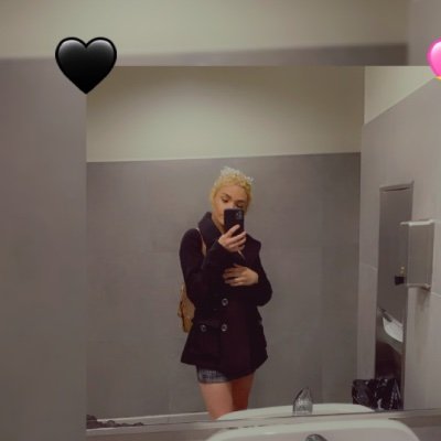 MialissaSmiles's profile picture. all opinions are my own